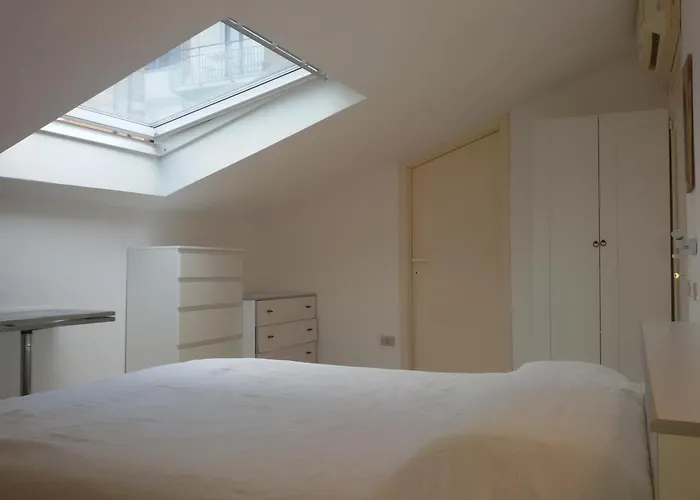 Mansarda Luminosissima Vicino Al Mare פסארו