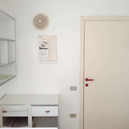 Apartamento Mansarda Luminosissima Vicino Al Mare