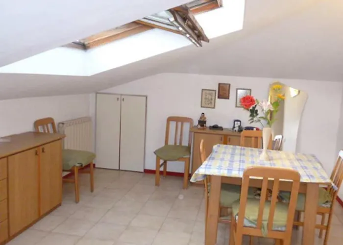 Appartamento Mansarda Luminosissima Vicino Al Mare